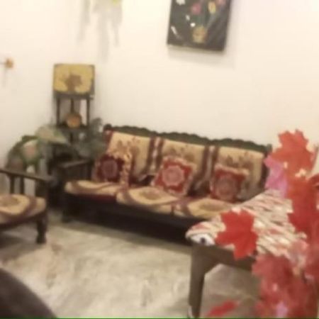 Hotel Vaibhav Sadan Dharmsala Ayodhya Zewnętrze zdjęcie