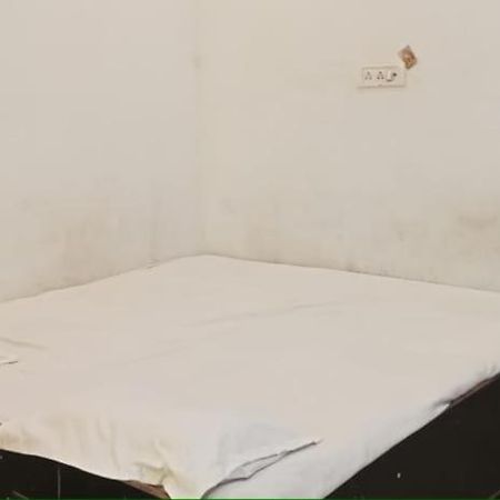 Hotel Vaibhav Sadan Dharmsala Ayodhya Zewnętrze zdjęcie