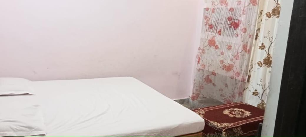 Hotel Vaibhav Sadan Dharmsala Ayodhya Pokój zdjęcie