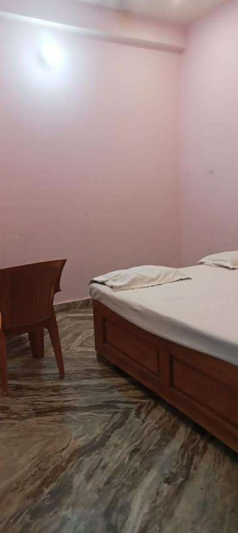 Hotel Vaibhav Sadan Dharmsala Ayodhya Zewnętrze zdjęcie